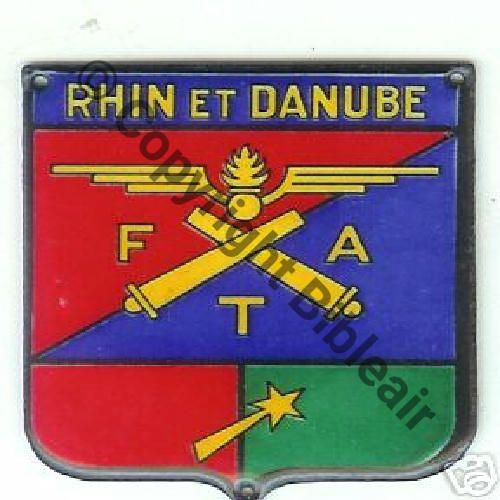 FTA RHIN et DANUBE 1e ARMEE 1945  a coudre SM irreg Sc.67iml