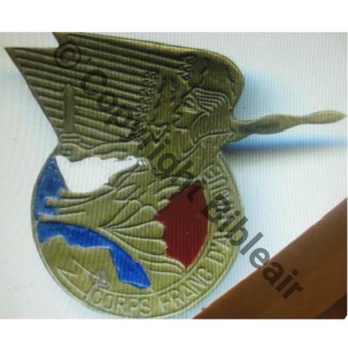 CORPS FRANCS AFRIQUE WW2  SM Eping soudee Dos lisse Laiton peint Gd modele 38mm Chevelure droite Sc.zouaves PV170Eur 