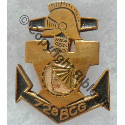 BCG  72eBat COLO GENIE  Fab LOC CEYLAN 1945 SM Laiton Eping bascule plate Dos lisse irreg 41x32mm Src.leberetvert 400EurInv 