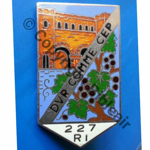 RI  227e RI  JEANNOT SM Past DrP ressoudee Dos lisse irreg Src.dannydunkan PV199Eur 