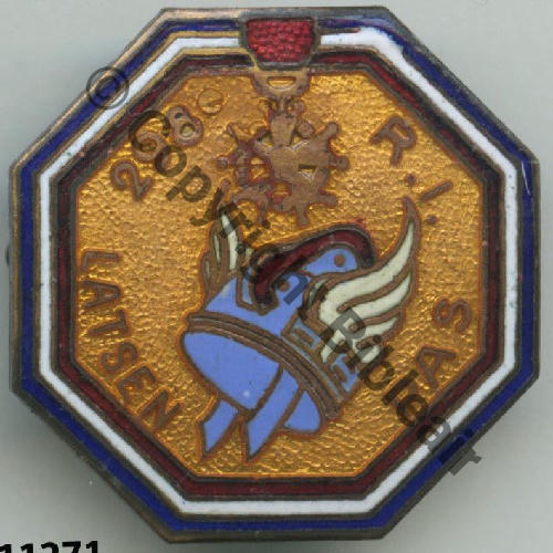 RI  298eRI LATSEN PAS  AUGIS ST.BARTH LYON Dos Grenu Src.grandspins13 142EurInv