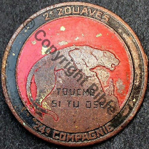 Z  02eRgt ZOUAVES 24eCIE Liberation  SM Broche Epingle Dos lisse irreg Src.ccluc 125EurInv 