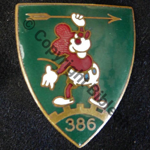Logo De Club De Tir, Emblème, Insigne Avec Deux Pistolets Illustration