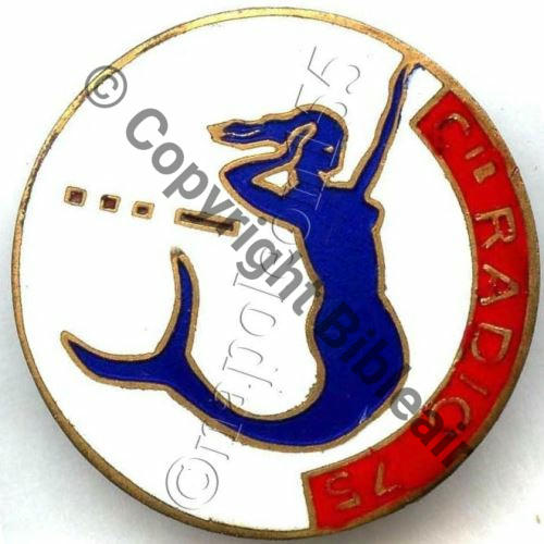 CIE  75.82eCIE RADIO 5eDIC  AB.P Dep Bol poinconne Dos lisse irreg convexe Src.STELLA 605EurI04.16 